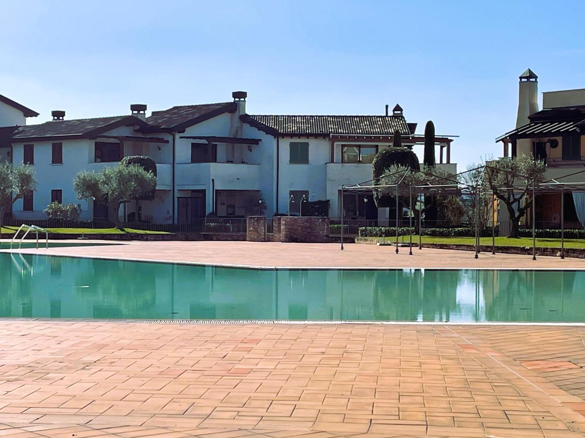 Garda Village 9